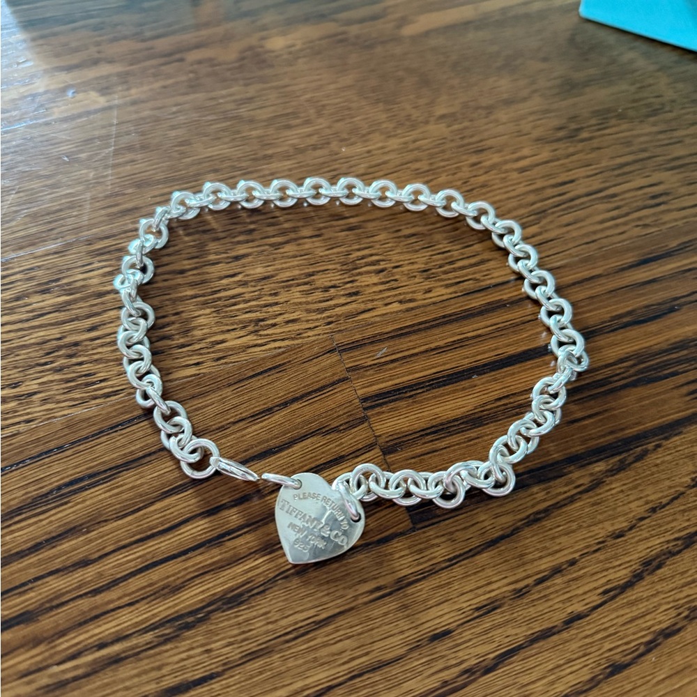 Authentic Tiffany & Co. Heart Tag Chain Link Choker